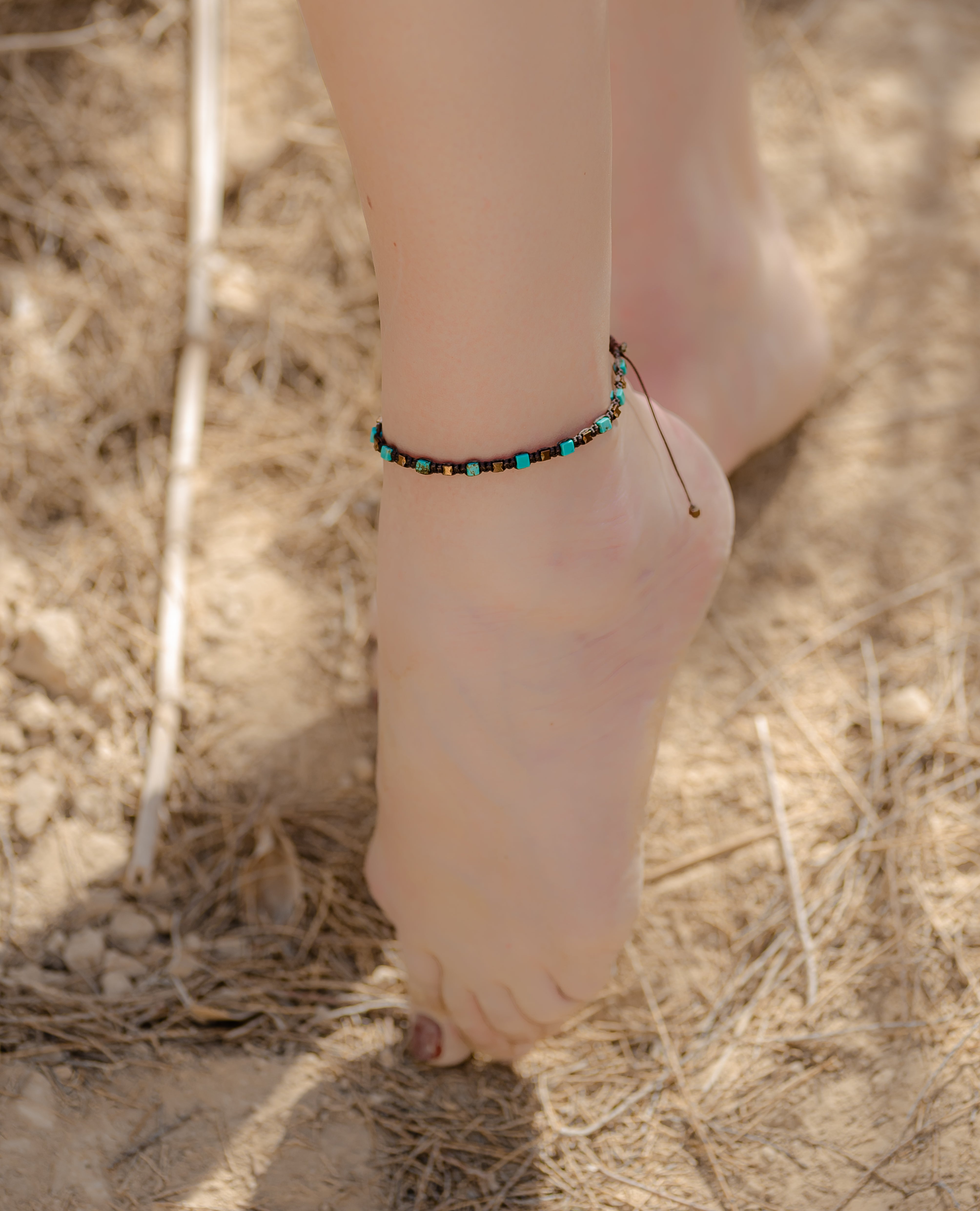 Turquoise howalite with hematite cubes macramé anklet